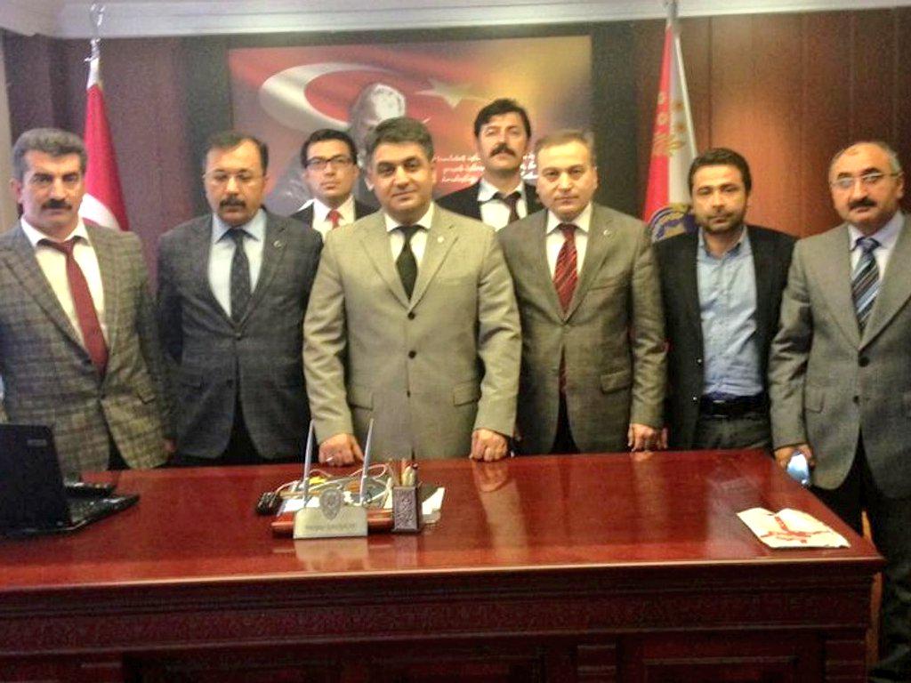 Sivas Kamusen  Emniyet Müdürümüz Sn.Turgut ÇALIŞKAN'ı makamında ziyaret etti.@MnAlbayrak <a href="/st_akif/">Akif Süt</a> <a href="/avci_abdulkadir/">Kadir AVCI</a>