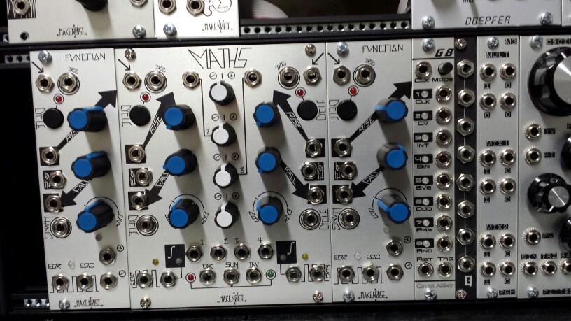 baielala's tweet photo. .@evangreiner Look at the calculus I can perform with these nerds and geeks from @makenoisemusic #noiselala http://t.co/VgYqWdXhQu