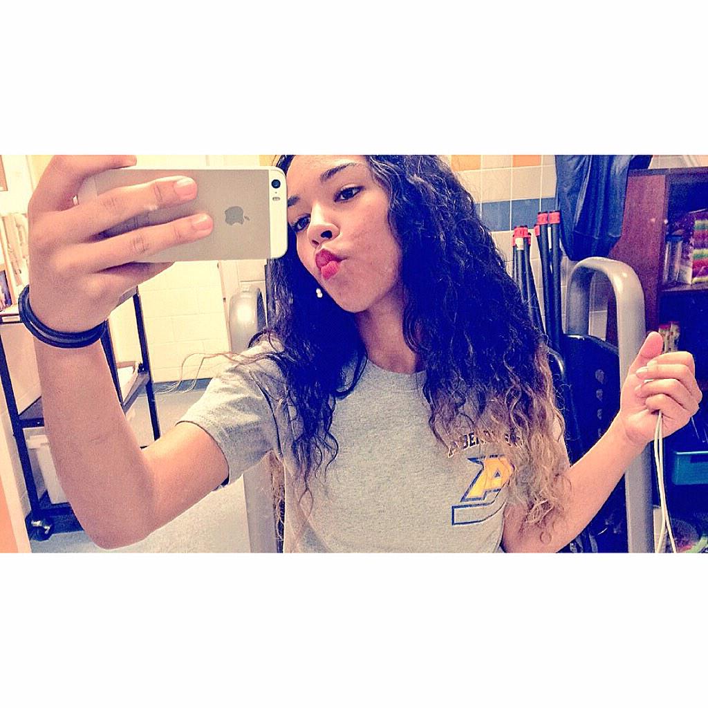 “<a href="/NudesOnTheGif/">Craziest Sex ❤️</a>: Quote this with a selfie for a RT.”