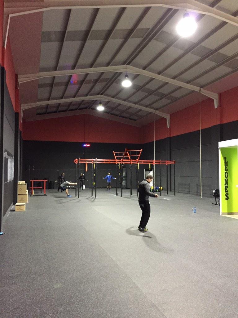 CrossFitDCP's tweet photo. Desde CrossFit DCP Salamanca os queremos desear una Feliz Navidad !!! http://t.co/SdqobeCa3M