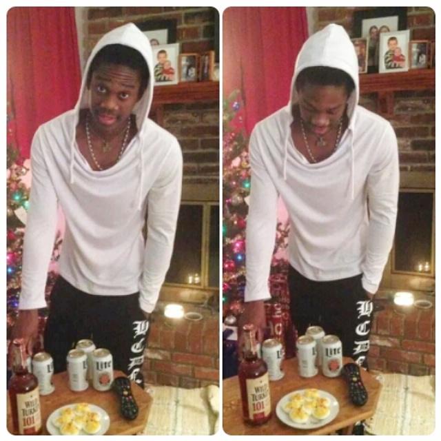 SoutienPhoenix's tweet photo. @PrestonLanglais Merry Christmas #TeamPhoenixBoyPres http://t.co/MFKEsjnUjy
