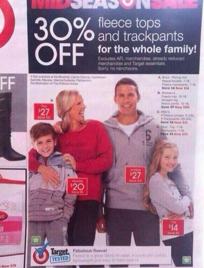 CauseWereGuys's tweet photo. RT until someone can tell me where the fuck this dudes third arm is coming from lmao http://t.co/rsjJQcbm0x