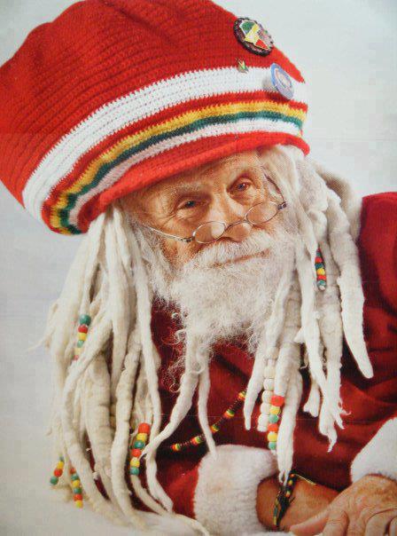 lamolestar's tweet photo. invocando a rastaclaus ..un clásico de estas fiestas!! 
felicidades queridos ! http://t.co/lS8TOLC1Gl