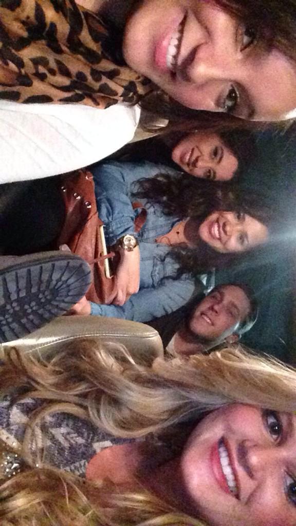 JacquelynRapp's tweet photo. Reminiscing in my sickly state. Such a good night 💜 http://t.co/Kq1oBCOmEe
