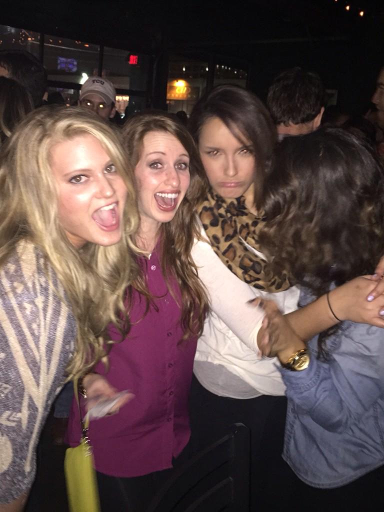 JacquelynRapp's tweet photo. Reminiscing in my sickly state. Such a good night 💜 http://t.co/Kq1oBCOmEe