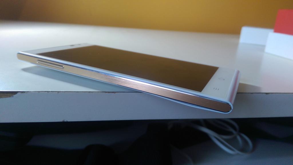 _aNDroidN_'s tweet image. youtu.be/1lfyTEWczuc #Axgio #neon #n1 #Smartphone