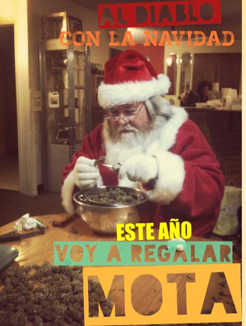 donemilioportes's tweet image. #FelizNavidadyAChing... #Nochebuena #SantaProblems #navidad2014 #xmas #navidad #santa #MerryChristmas #ChristmasFail