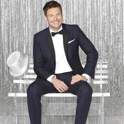 RavenW10's tweet photo. @RyanSeacrest @OnAirWithRyan HAPPY BIRTHDAY TO MY HUBBY! Best looking 40 year old I've seen 😉 😍 http://t.co/jgvqRZtPSY