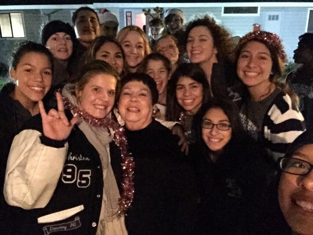 Downey basketball program enjoyed spreading the Christmas spirit!  🎶