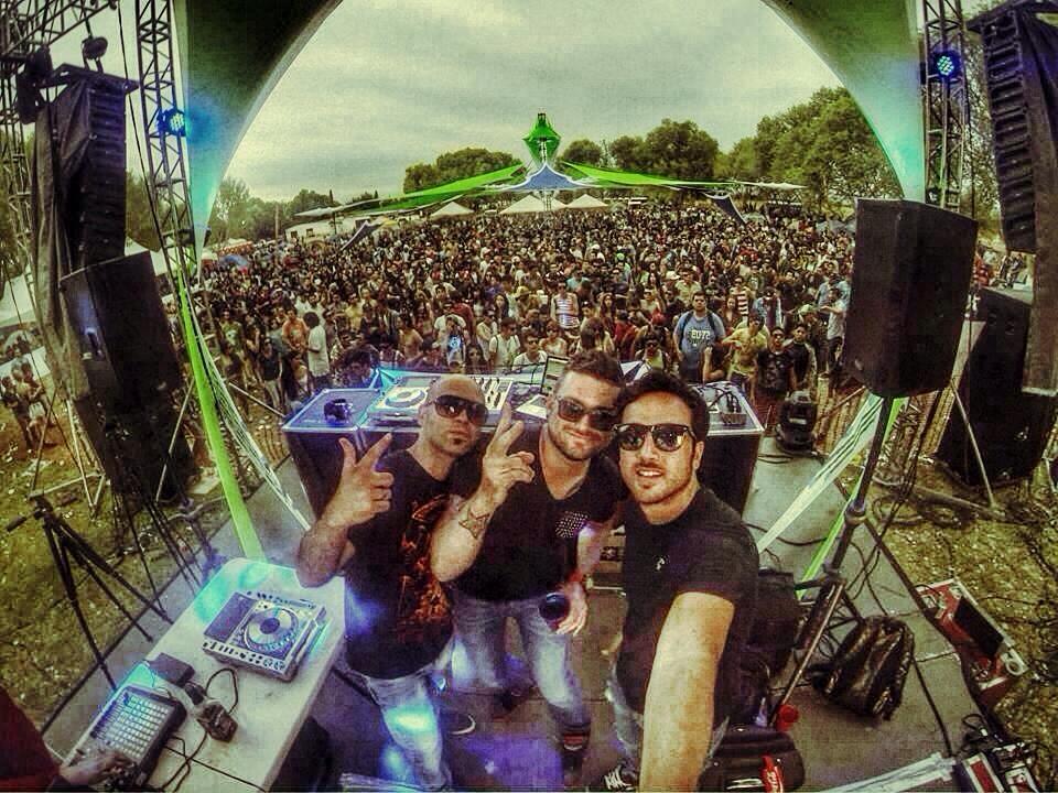 dj_danchou's tweet photo. #psyche サイケダウンロード
http://t.co/hdqfofIAPR
#ZIKI
#ANANDASHAKE
#SESTOSENTO
#GATAKA
#FADERS
#ELECTROSUN
#systemnipel http://t.co/3LoEEXc2hF