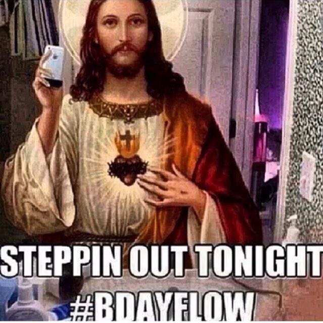 lostjodixo's tweet photo. I swear this picture gets funnier every year. #outclean http://t.co/ocI2GJg3Ph