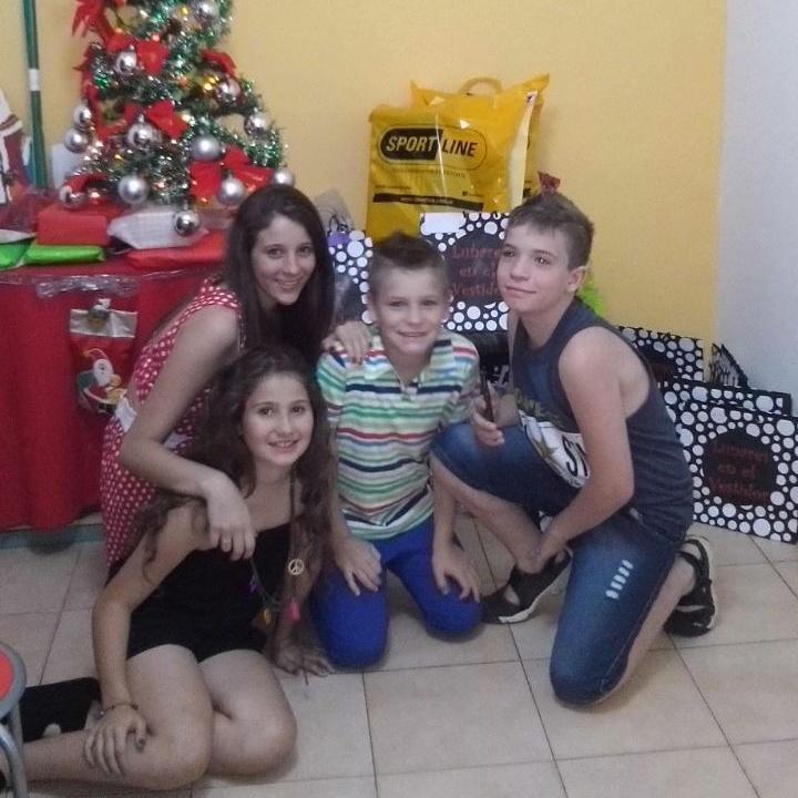 gabysalgado74's tweet photo. @alisalto7 http://t.co/77ZCqYXkPs