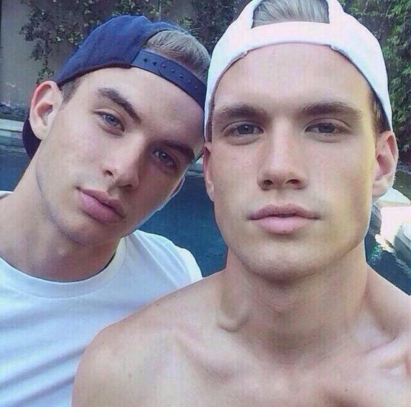 Watch cass's leaked NSFW photo on TwXstars