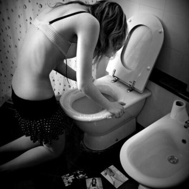 Kiss_0f_Death_'s tweet image. 