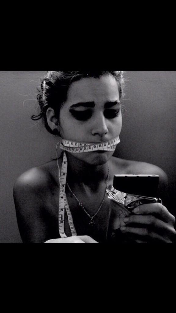 Kiss_0f_Death_'s tweet image. #thinspo