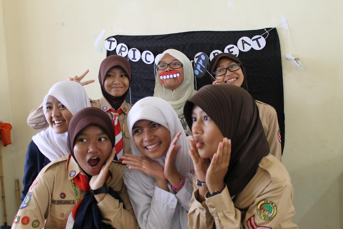 BossClassIX's tweet photo. #dibuangsayang http://t.co/n7TxHfaLTm