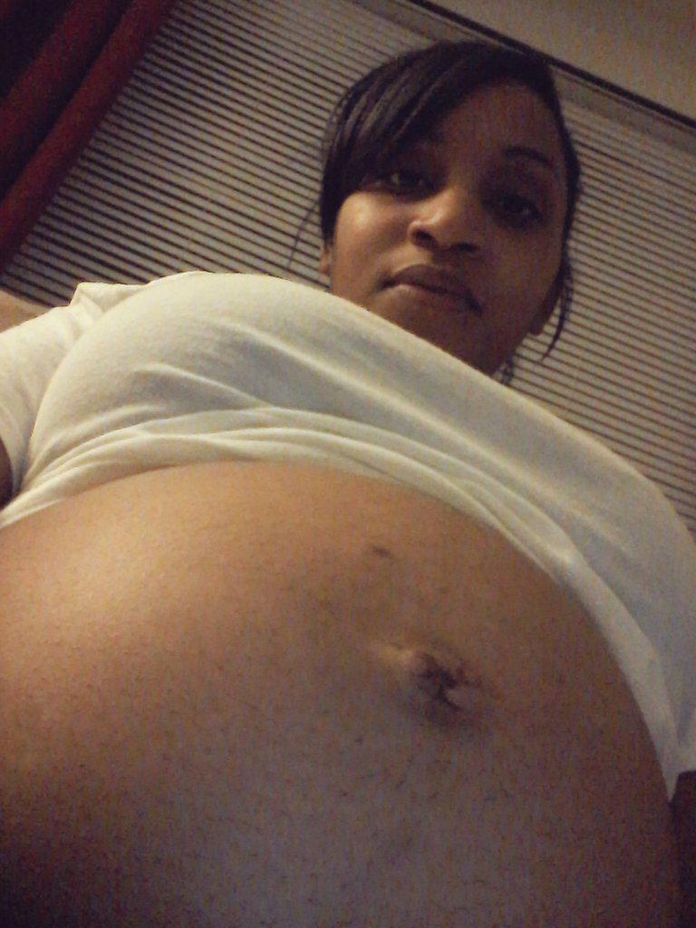 imTYLA's tweet image. I miss my belly! #photosyounevergottosee