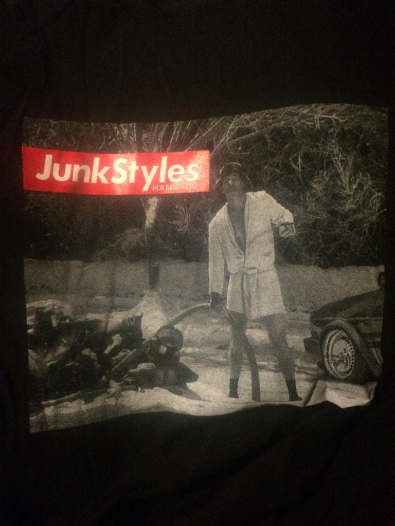 g60247's tweet photo. Fucking best shirt ever @TheRandyQuaid #needacomebackcomedybro http://t.co/3haEM4QN2x