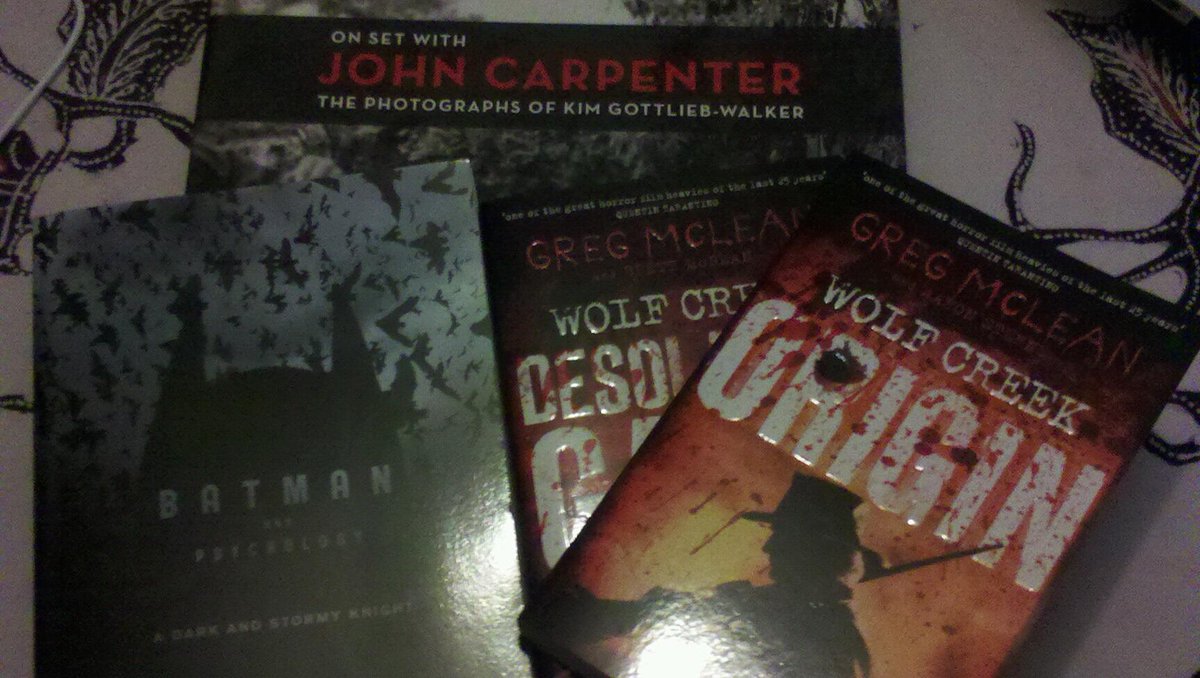 Ahlephia's tweet photo. If anyone wants me, I'll be reading #SantaWasGoodToMe @GregECP http://t.co/v4xOrVBbbk