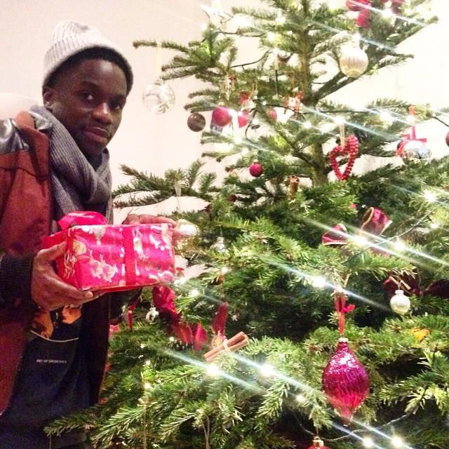 ericbrain_'s tweet photo. TINCHY FINALLY FOUND HIS BOX IM SO HAPPY FOR HIM http://t.co/qaLPXkaQEe