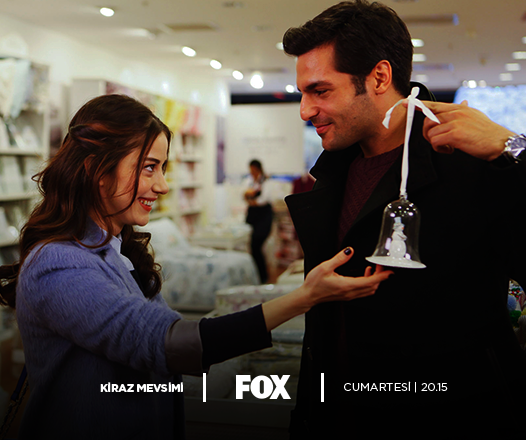 Öykü ve Ayaz düğün hazırlıklarına başlıyor! Birbirlerine kavuşabilecekler mi?
Cumartesi akşamı 20.15'te FOX'ta!