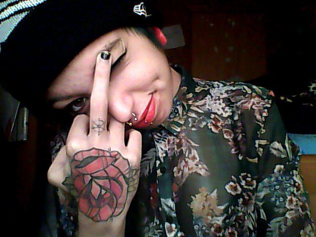 Wikipiercings's tweet photo. http://t.co/sdcTXK9cbs