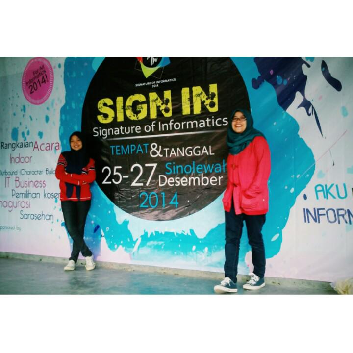 amandaalf_'s tweet photo. Salam dari perkap yang lagi persiapan diatas buat @halloSIGNIN http://t.co/lR9CnvzuSZ