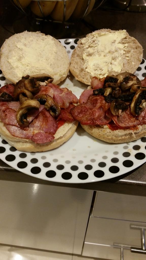 Christmas bacon sarnies! #foodday