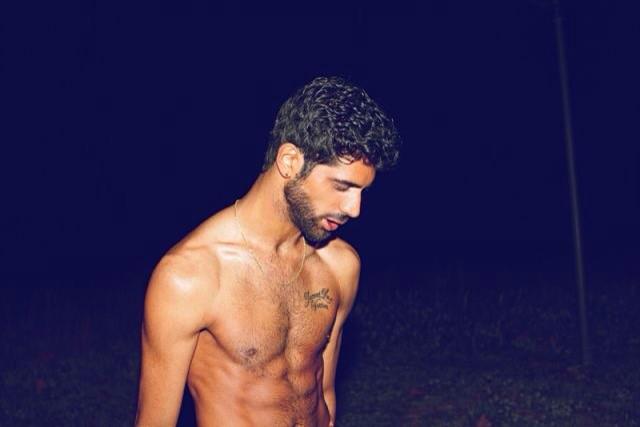 desimalemodels's tweet photo. Akmal Shaukat http://t.co/WWyTLTWHlM