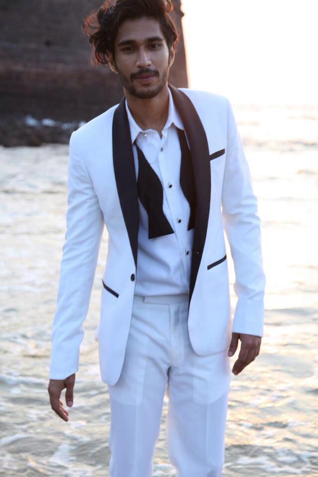 desimalemodels's tweet photo. Aakash Me http://t.co/lXW7ATEAKm