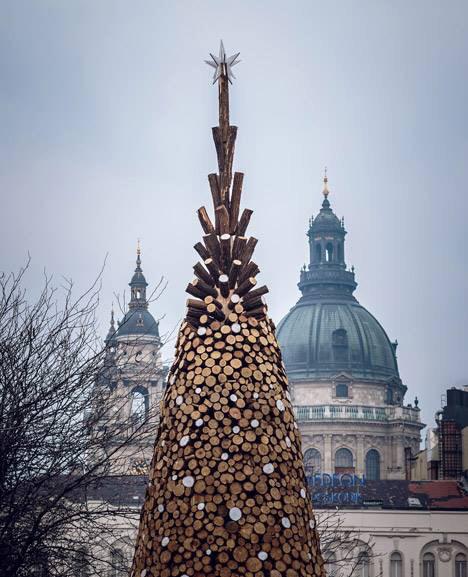 Budapest lidera mi ranking de ciudades que visitar. Esta Navidad estrenan árbol.