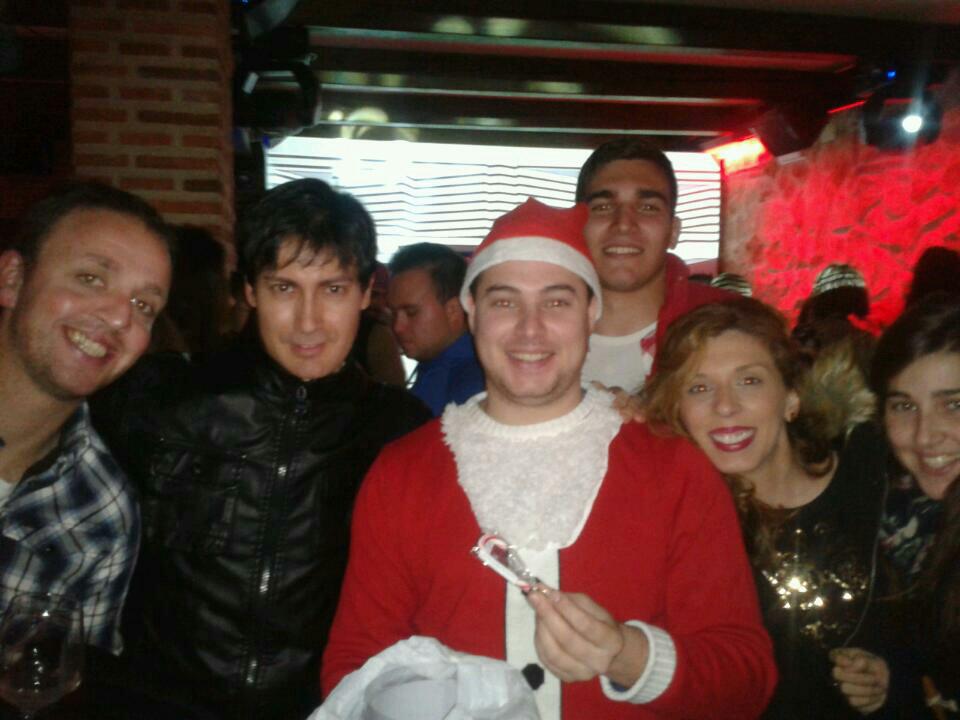 CorrederaJm's tweet photo. Como dice mi sobri de 6 años Navidad Felíz a todo el Mundoo @NewPiposOlmedo @victoriapaire @ivanserrano84 @borja1405 http://t.co/leoYtoLjIj
