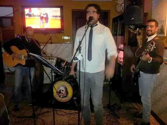 marapivel's tweet photo. Buena tarde la Tardebuena de ayer con @Burlatequevedo en #ElViar... El 31 más y mejor... http://t.co/u7UZa2qYqO