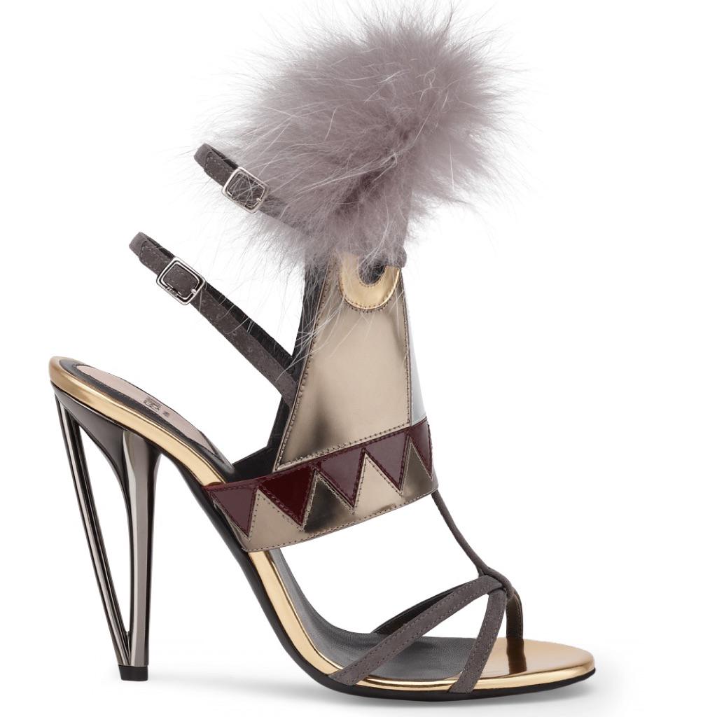 DVS_Vlogs's tweet image. FENDI Shoe
#FENDI #ImDVSStyle #DavidVSeiler #ItsDavidVStyle