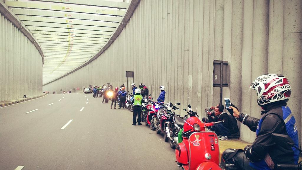 MXRC_Bdg's tweet photo. Toring ceria akhir taun 21 desember 2014 leles garut http://t.co/Fh9bGhuqHm