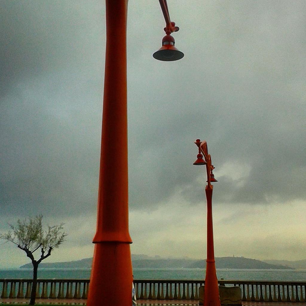 AlboradaGalicia's tweet photo. Felices Navidades Atlánticas!!!! http://t.co/FqhkrIRaau
