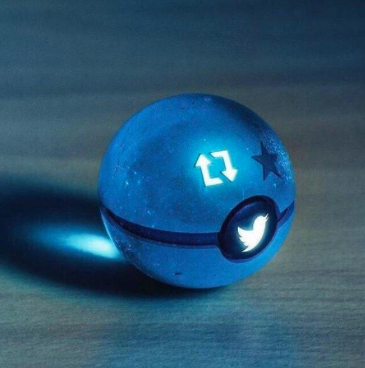 CauseWereGuys's tweet photo. How to catch a Twitter hoe http://t.co/s2QGhxPj81