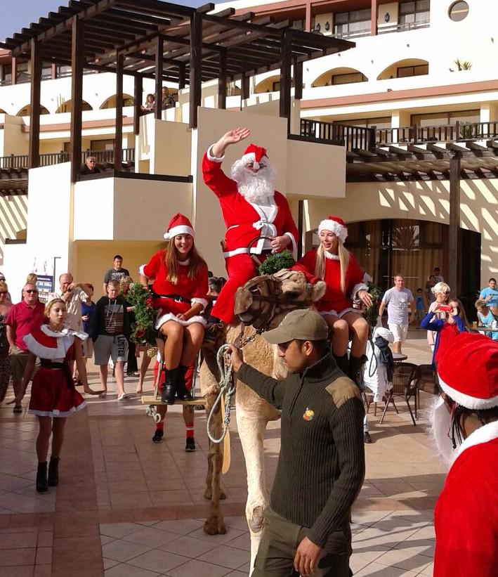 Gracias @Oasis_Park en #fuerteventura Papa Noel viene en camello <a href="/EmocionesCan/">Emociones Canarias</a> <a href="/iFuerteventura/">Visit Fuerteventura</a> <a href="/LPASHOOTERS/">LPA SHOOTERS</a>