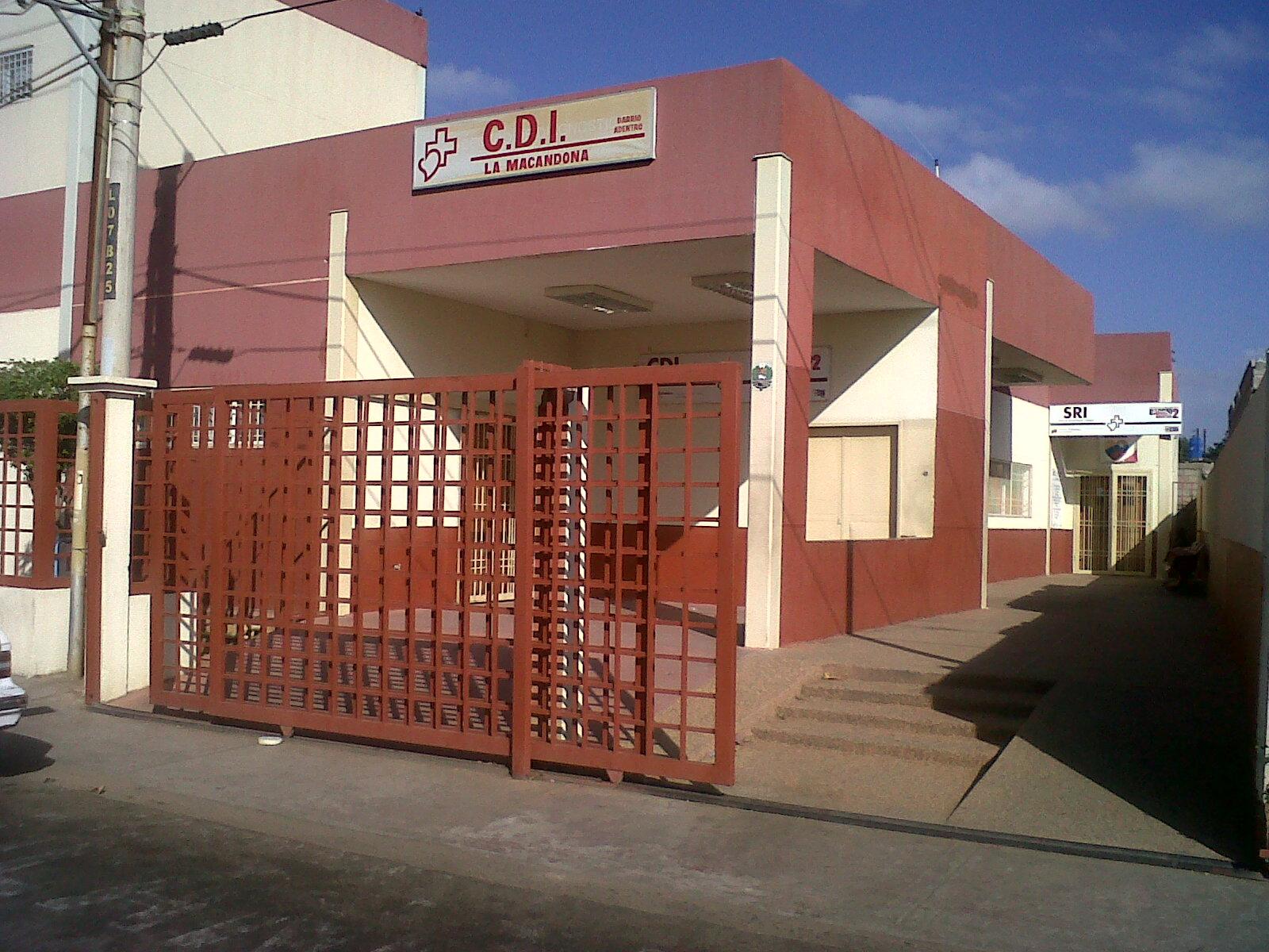 CPBEZ no Twitter: "Visitando el CDI La Macandona para brindar información sobre los cuadrantes del #PatrullajeInteligente #RaulLeoni http://t.co/6KqtyjU0pF"