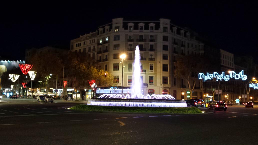 TxemaJardila's tweet photo. Passejant per Barcelona http://t.co/VKtWVL7Fnv