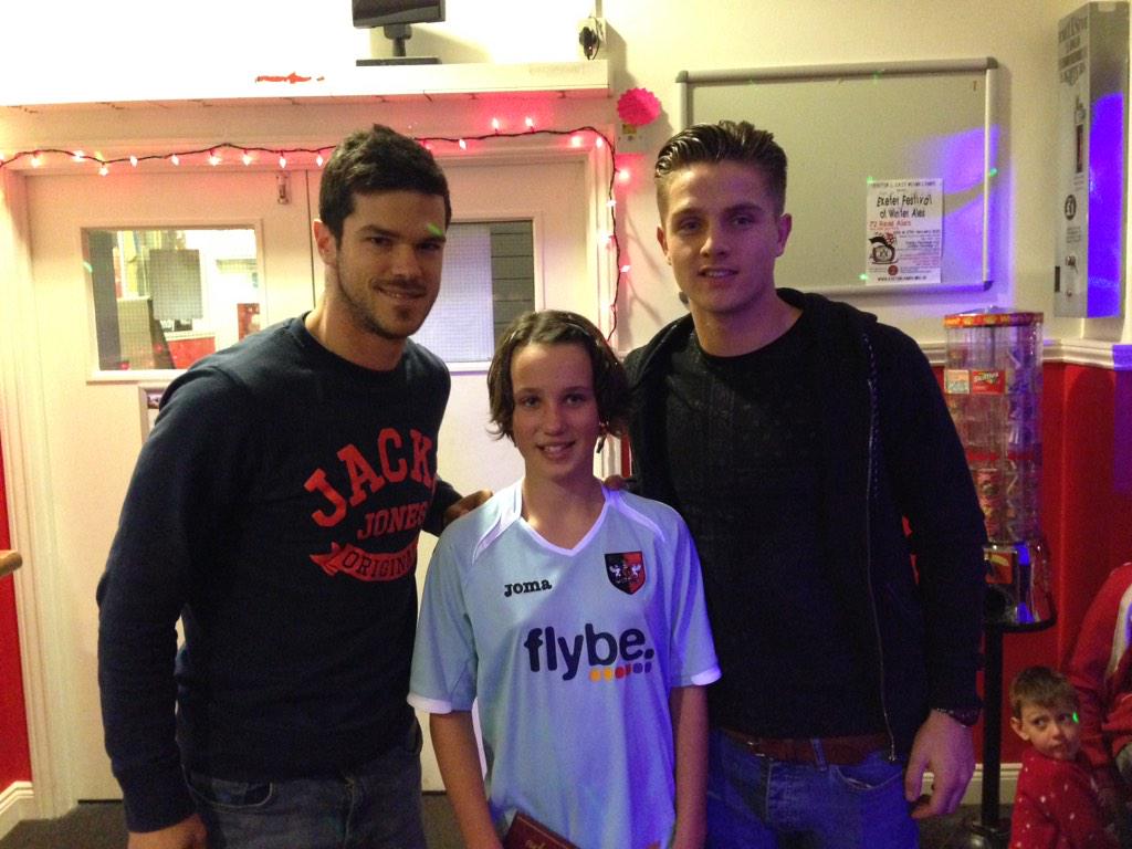 Lanson's tweet photo. @jimmy_keohane @OfficialECFC Merry Christmas ! From Ella x http://t.co/qgQP1P9dC4