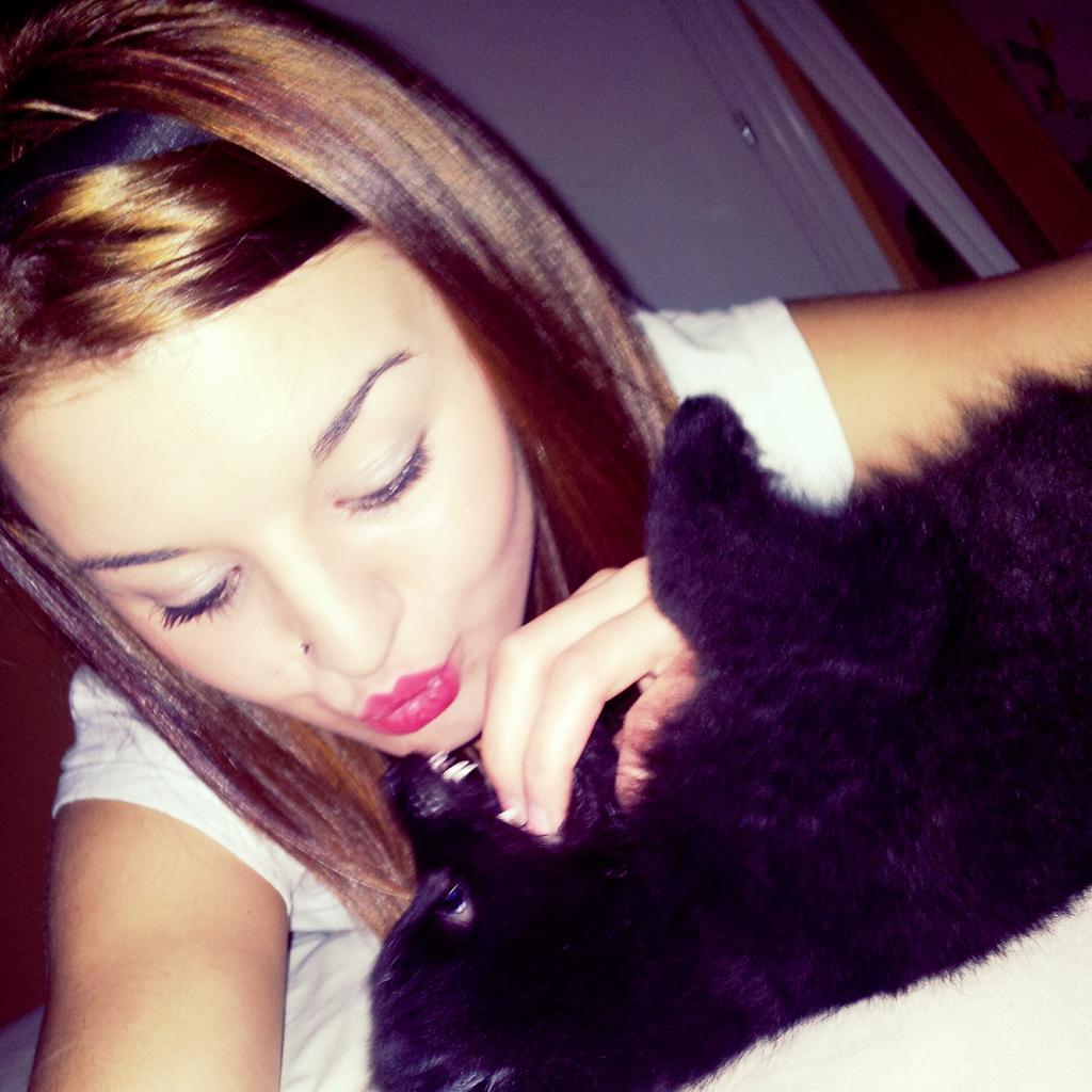 SimonaSandra's tweet image. boliii &amp;lt;3