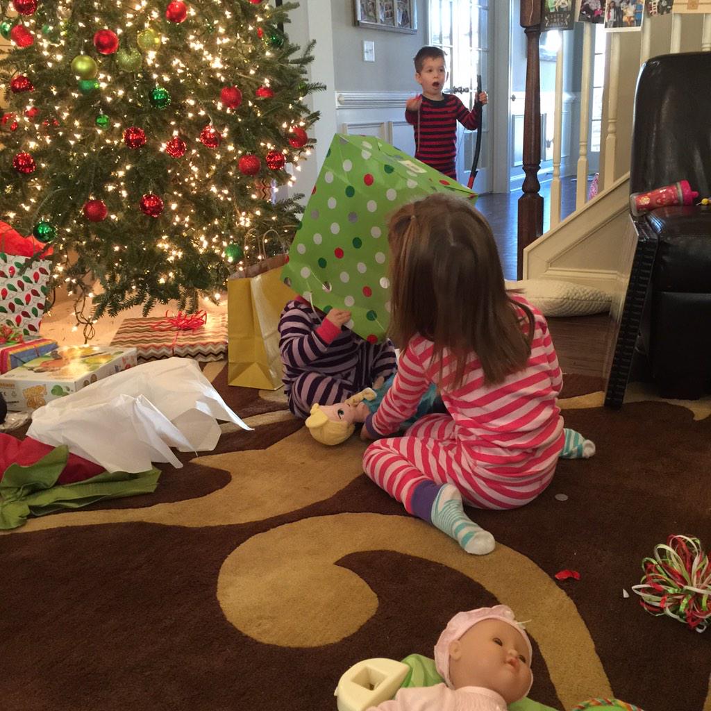 clayscroggins's tweet image. Classic. She loves the bag more than Elsa. #strangerinthemanger #commercialism #jesusjuke