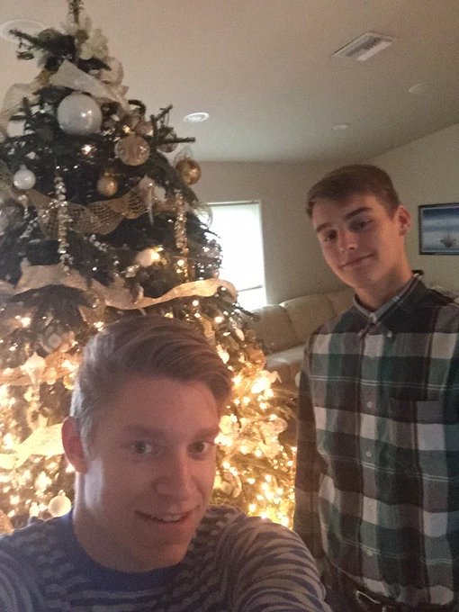 Merry Christmas! @BAILEEY1 @_RareCargo_ @DallasReevescom @WankThisxxx http://t.co/fx1M46ZXN7