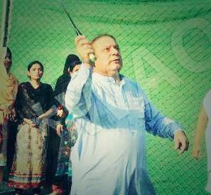 Happy Birthday to the bestest PM M.Nawaz Sharif... May u have many many more . . We all love u 