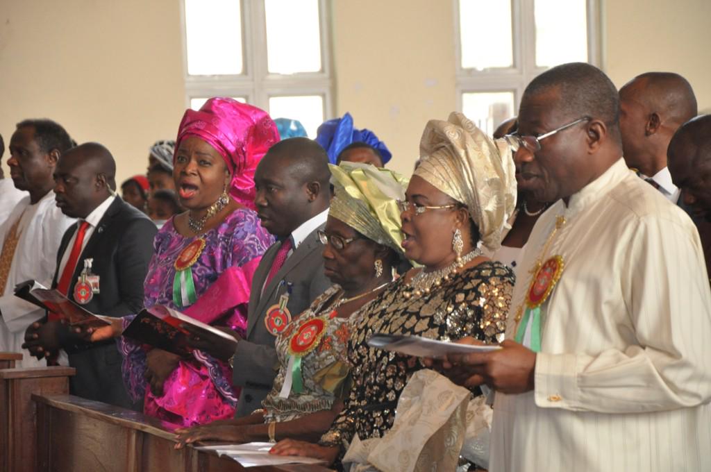 Photos Goodluck Jonathan celebrates Christmas at Church Service