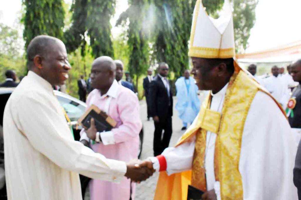 Photos Goodluck Jonathan celebrates Christmas at Church Service