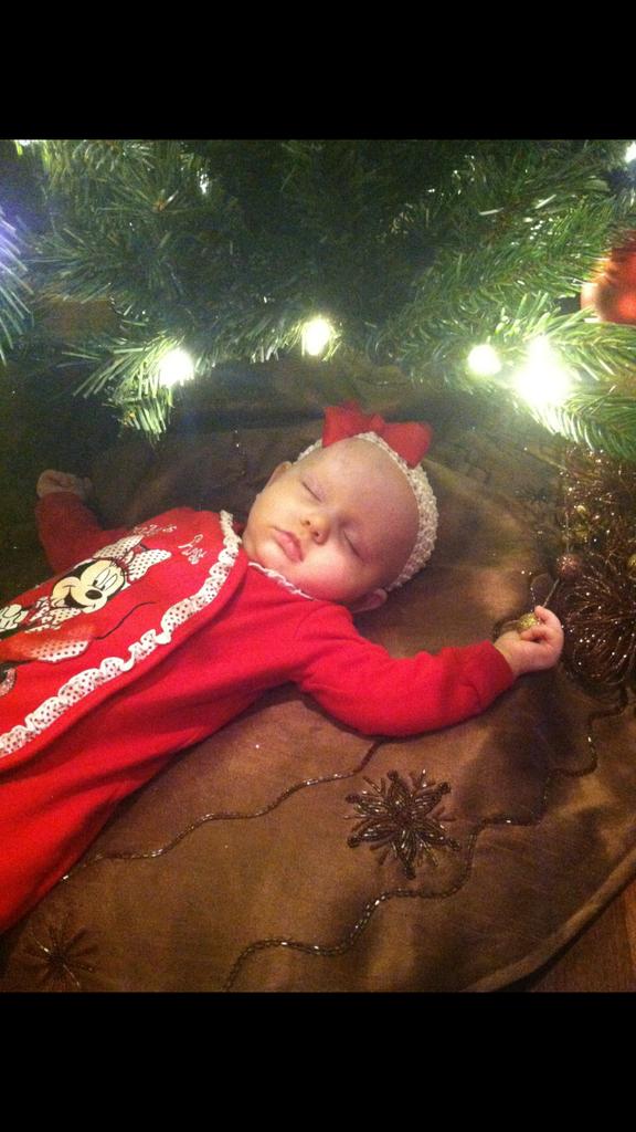 Merry Christmas Baby girl 🎄💘🎉