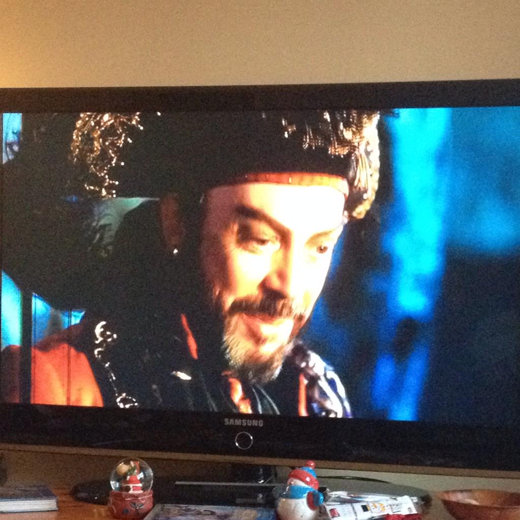 JazziieeEmmah's tweet photo. Just watched Muppet Treasure Island to reminisce and in memory of the show! @pointYT #pyttreasure #pytfamily http://t.co/VD6MV1NSYl
