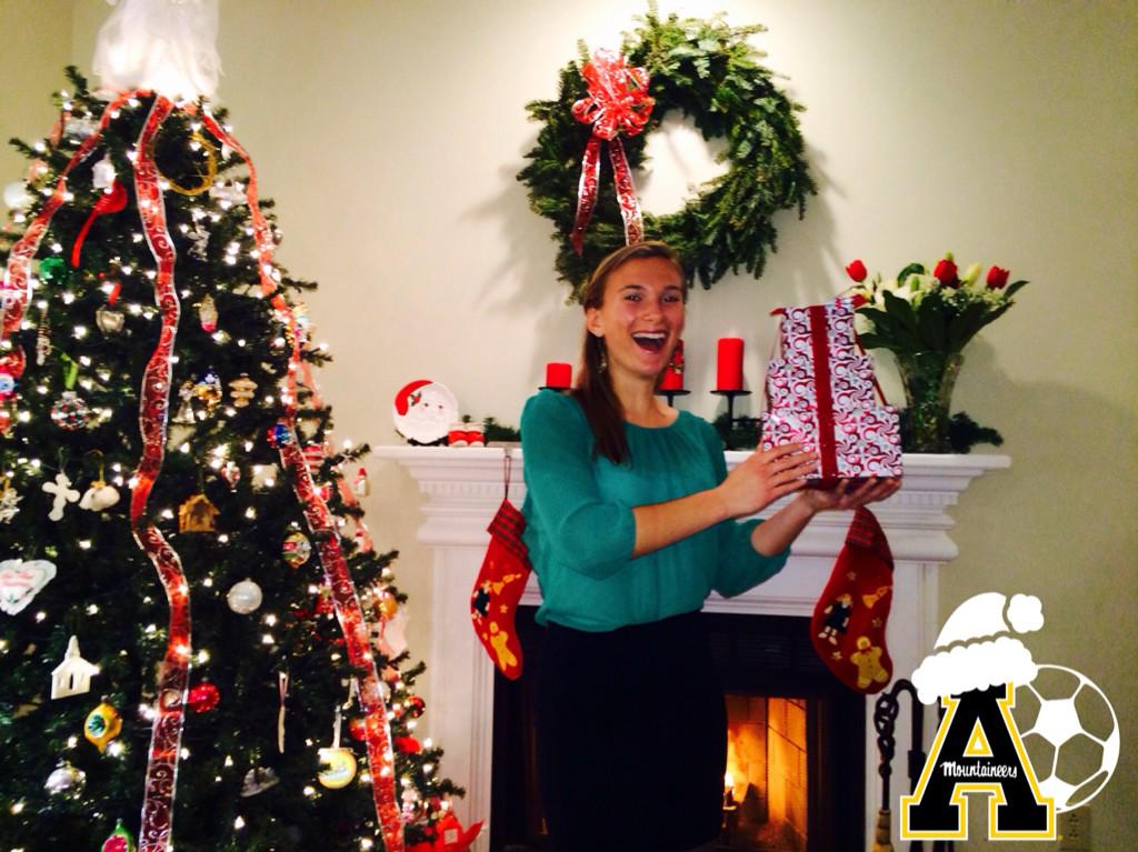 appstatewsoccer's tweet photo. Happy Holidays from AppState Women's Soccer!! #ASUWS #HappyHolidays #tistheseason http://t.co/GJHaX601dS